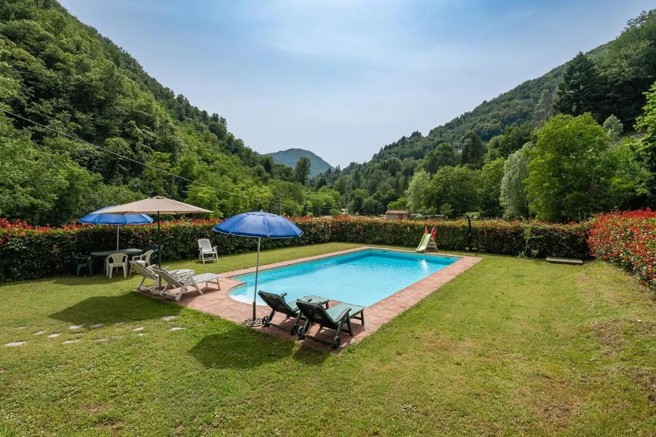 Holiday home Casa Paola Villa Pescaglia